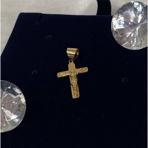10K YELLOW GOLD Jesus on crucifix cross pendant REAL GOLD 1” - Picture 3 of 10